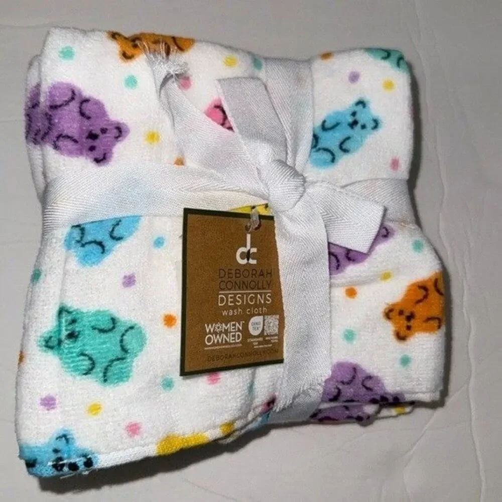 NWT Deborah Connolly 10 Piece Velour Cotton Bath Towel Set White Gummy Bears
